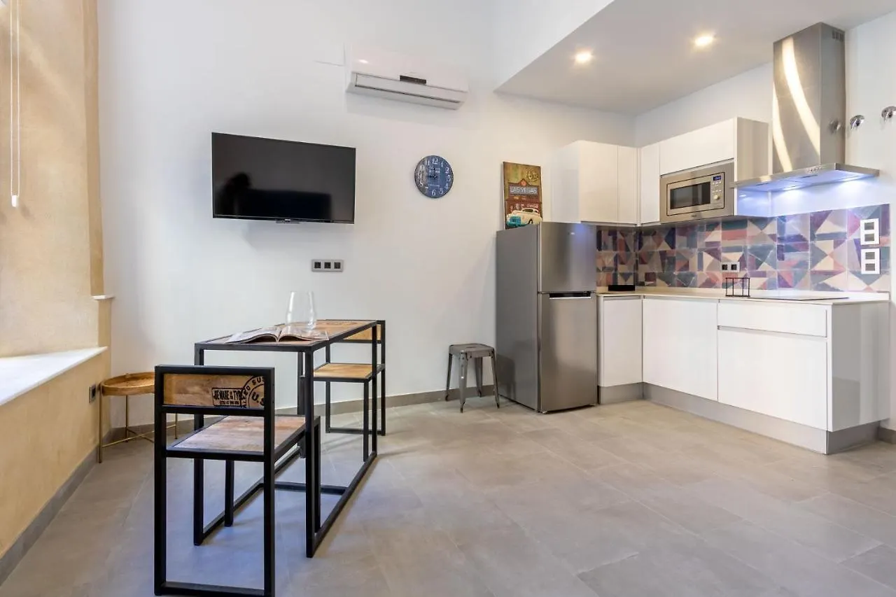 Apartamento Nine O Clock San Agustin Sevilla 0*,